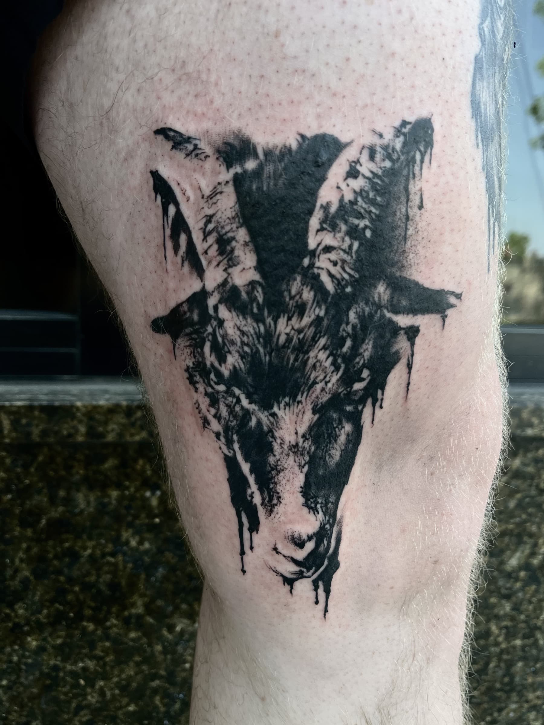 Traditional tattoo by Pete Seyring.